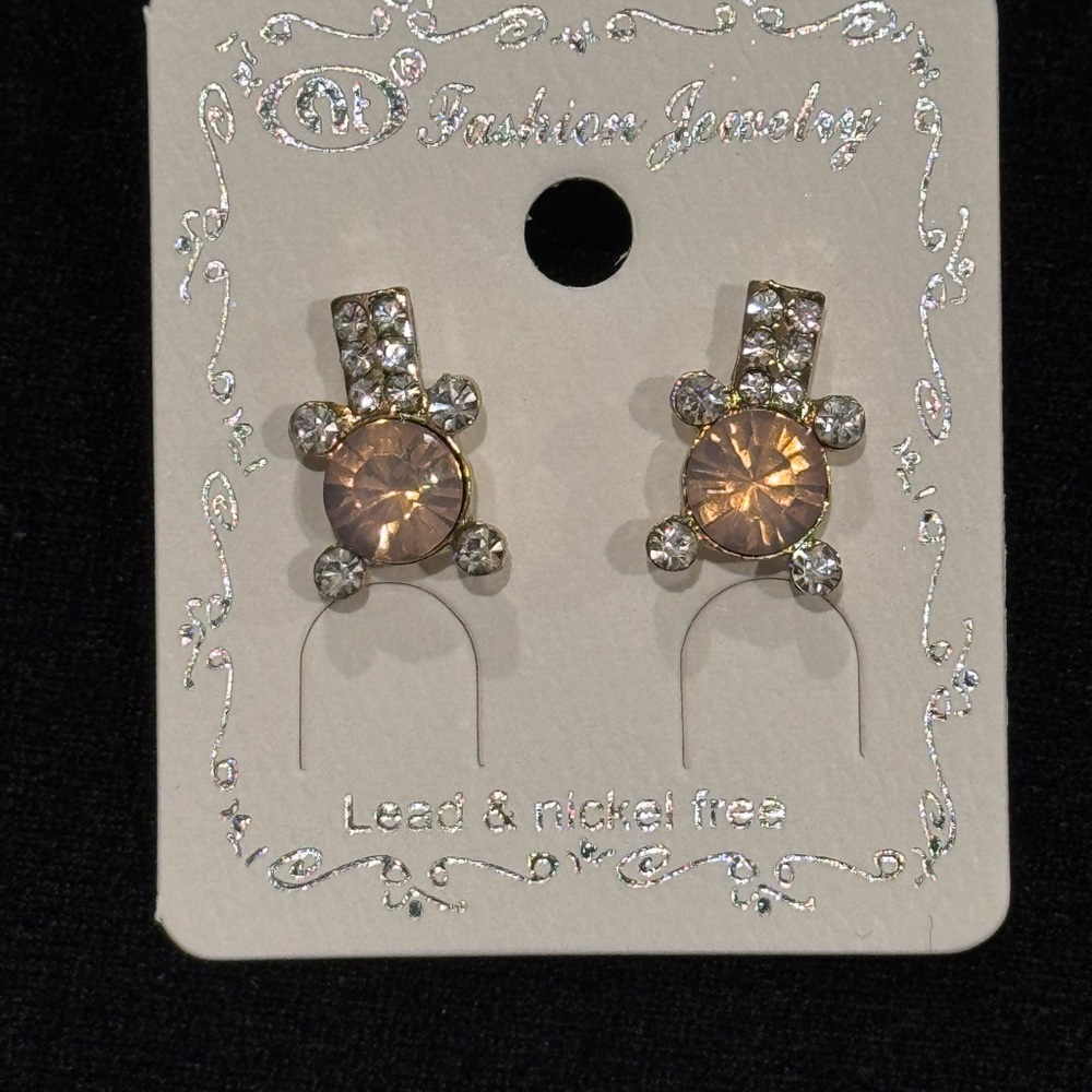 NT Fashion Jewelry Champagne Crystal Turtle Stud Earrings .75 inch